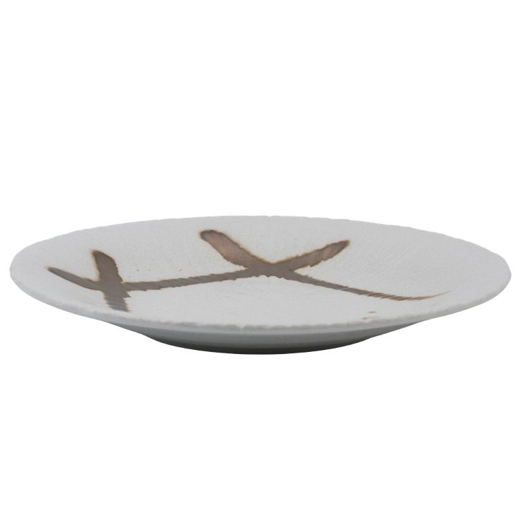 Plate large with gold-coloured lines
